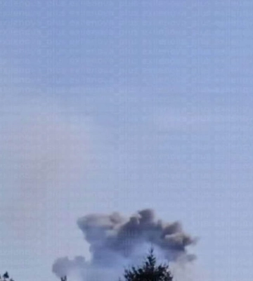 В оккупированном Донецке прогремели взрывы: над городом поднимается дым
