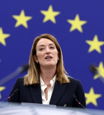 Голова Європарламенту Мецола приїхала в Київ