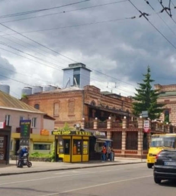 За проїзд у Рівному доведеться платити по 18 гривень. Такою буде вартість квитка в автобусах, а в тролейбусах — 15 гривень
