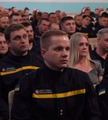 У Миколаєві з нагоди професійного свята вручили нагороди рятувальникам
