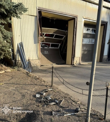 В День спасателя Россия дроном ударила по пожарной части в Донецкой области – фото
