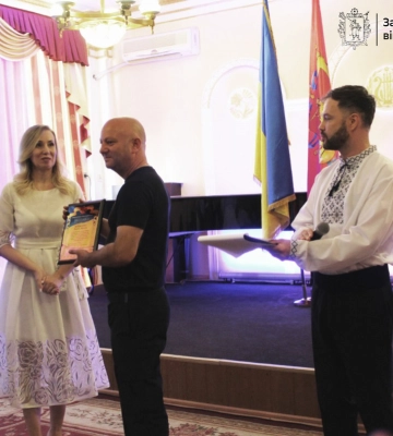 «Бердянське серце сьогодні б’ється у кожному з нас»: у Запоріжжі відзначили 198-у річницю Бердянська