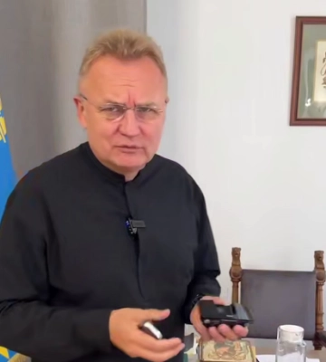 У кабінеті мера Львова Андрія Садового знайшли прослуховувальний пристрій