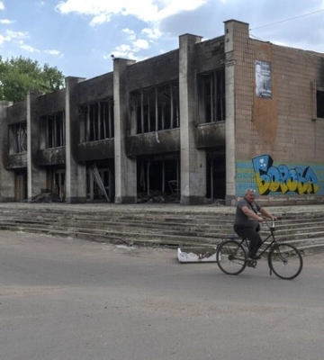 Всі цивільні служби з Борової планується перевести у безпечніші райони – Синєгубов