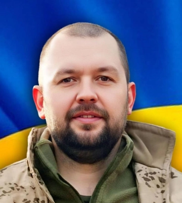 Костопільська громада прощається із загиблим героєм Андрієм Лукомським