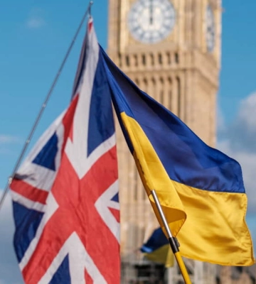 100-річна угода з Британією, Польща хоче "ядерку", низький рейтинг Трампа: новини дня