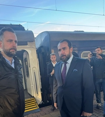 Министр обороны Польши прибыл с визитом в Киев
