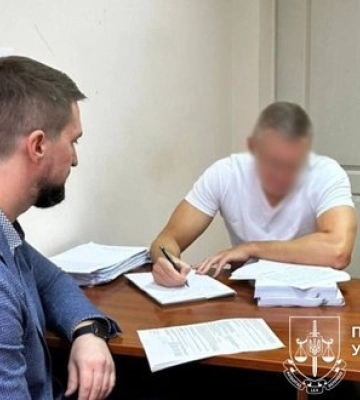 Прокуроры сообщили о подозрении бывшему топ-чиновнику ГФС: ему инкриминируют злоупотребление с убытками в 108 миллионов гривен.&amp;hellip;