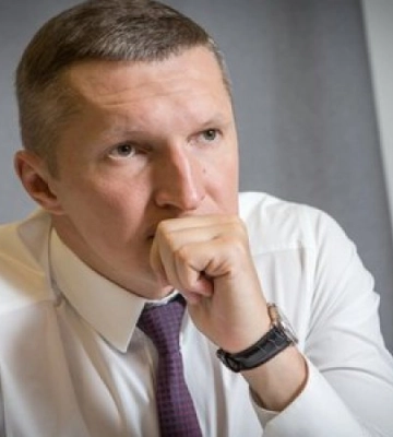 Прокурори повідомили підозру колишньому топпосадовцю ДФС: йому інкримінують зловживання зі збитками у 108 мільйонів гривень. ФОТО