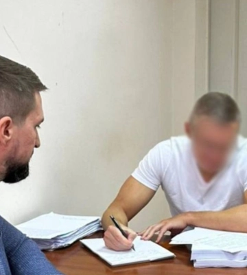 Прокурори повідомили підозру колишньому топпосадовцю ДФС: йому інкримінують зловживання зі збитками у 108 мільйонів гривень. ФОТО