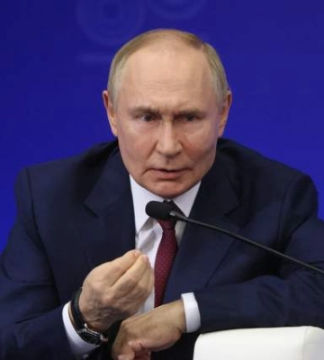 "У меня другие планы": Путин заявил, что Киев предлагал ограничить войну четырьмя областями