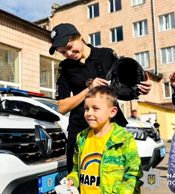 У Рівному поліцейські провели інтерактивний захід для ліцеїстів