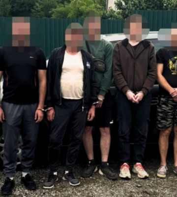 На Берегівщині судитимуть закарпатця, який за 17,7 тис. доларів переправляв ухилянтів до Румунії