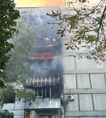 Нічний обстріл Дніпра: 30 постраждалих, пошкоджені багатоповерхівки