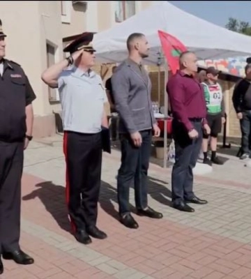Прыжки на камеру: оккупанты устроили полицаевое ГТО-шоу в Мелитополе 