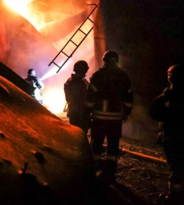 На Чернігівщині росіяни завдали повторного удару по рятувальниках: є постраждалі  (Відео)