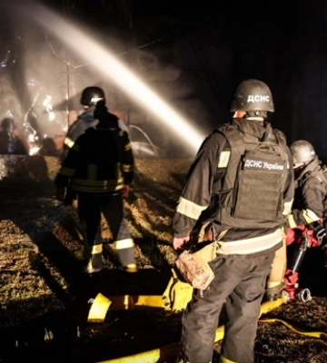 На Чернігівщині росіяни завдали повторного удару по рятувальниках: є постраждалі  (Відео)