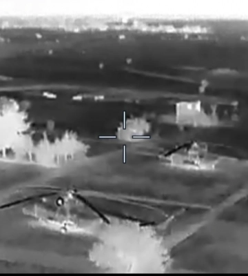 Бійці ГУР уразили одразу три російські гелікоптери Мі-8 у окупованому Криму — відео