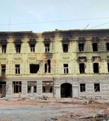 Замість пам’яті – бетон. Як окупаційна влада хоче «перебудувати» історичний центр Маріуполя