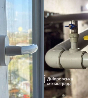У Дніпрі відновлюють будинки ОСББ та ЖБК після обстрілів за програмою співфінансування
