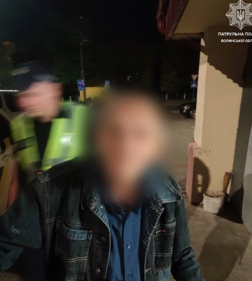 Забув, де живе: ввечері у Луцьку загубився літній чоловік