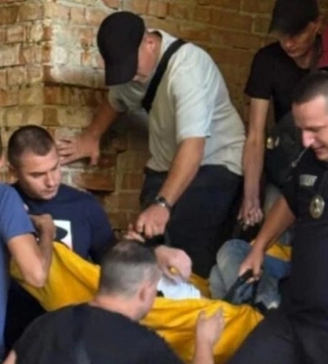 На Львівщині зниклого підлітка знайшли непритомним за 70 км від дому