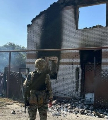 Доба на Донеччині: через удари РФ у Костянтинівці 4 людини загинули, у Добропіллі пошкоджено підприємство. ФОТО