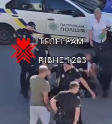 На Щасливому стався конфлікт через затримання чоловіка (ВІДЕО)