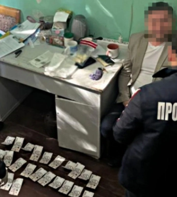 У Львові викладач допоміг 40 чоловікам уникнути мобілізації через вступ до коледжу