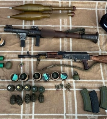 У Лучанина в гаражі виявили цілий арсенал зброї та боєприпасів 