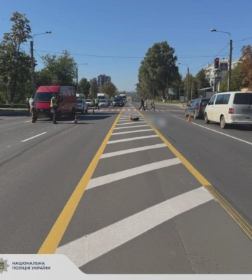 У Харкові мікроавтобус на смерть збив пішохода