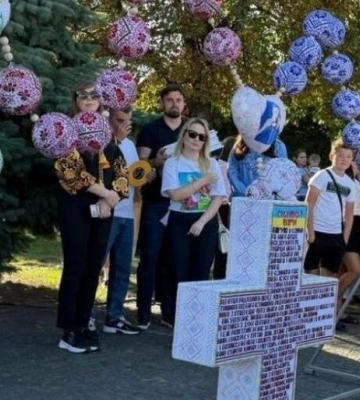 Майстриня з Львівщини встановила пʼять унікальних рекордів з вишивки