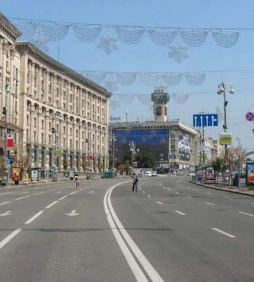 Крещатик будут перекрывать каждый день в 09:00