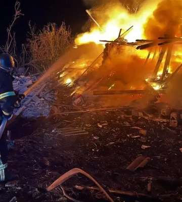 Масований авіаудар по Запоріжжю: КАБ влучив у будинок, загинула людина — ОВА