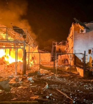 На Одещині внаслідок російської атаки - пожежа, пошкоджені готель і  пошта, загинула людина