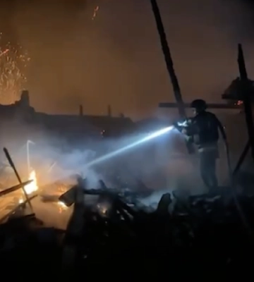 росія атакувала Запоріжжя авіабомбами: загинув чоловік (Відео)