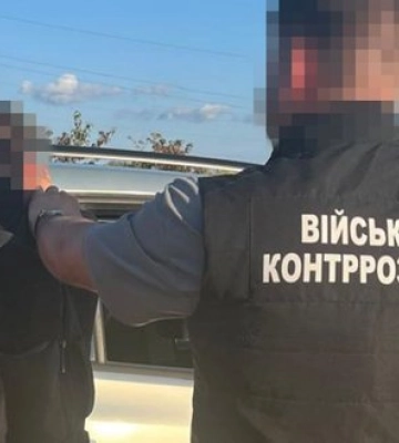 Корректировал удары по аэродромам и энергетике: СБУ задержала в Хмельницком агента ФСБ. ФОТОрепортаж