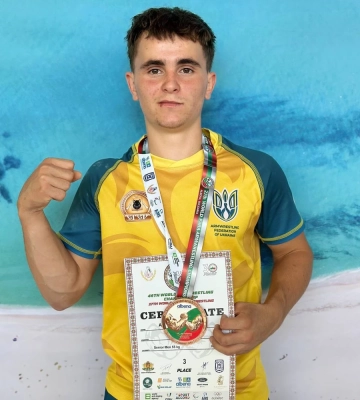 Полтавські спортсмени вибороли ще дві бронзи на чемпіонаті світу з армреслінгу
