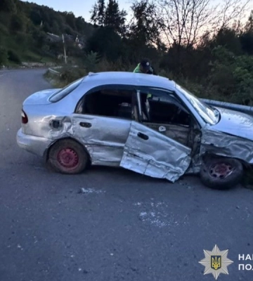 За незаконне перевезення пасажирів на Закарпатті іноземний перевізник сплатить штраф