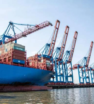 Скандальні рейси: вантажний корабель з Китаю тричі відвідував окупований Севастополь