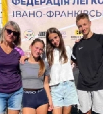Юні легкоатлети з Нововолинська посіли призові місця на командному чемпіонаті України