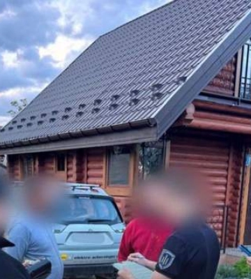 Заставлял военных строить себе дом: в Ривненской области объявили подозрение командиру