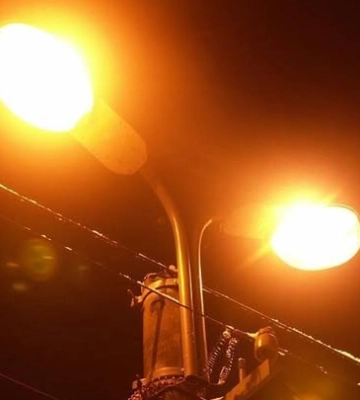 У Каневі виникли проблеми з вуличним освітленням після мобілізації єдиного електромонтера У Каневі виникли проблеми з вуличним освітленням після мобілізації єдиного електромонтера
