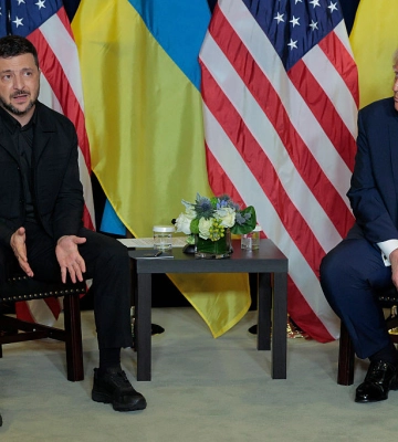 Після розмови зі Зеленським Трамп заявив, що Україна може повернути усі свої території