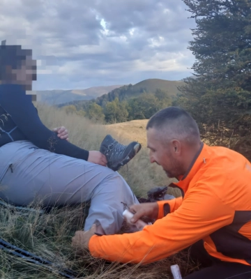 На Тячівщині рятувальники допомогли травмованій туристці з Києва
