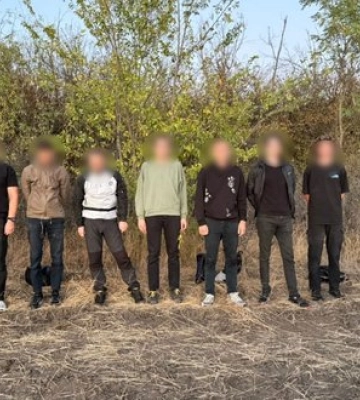 Намагалися втекти до Молдови за $8 000: на Одещині затримано сімох чоловіків, - ДПСУ. ВІДЕО+ФОТО