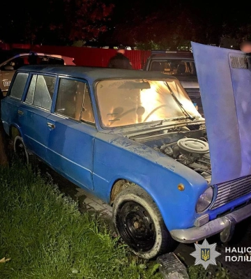 Поліцейські Ужгорода оперативно розкрили умисний підпал авто: у злочині підозрюють неповнолітнього