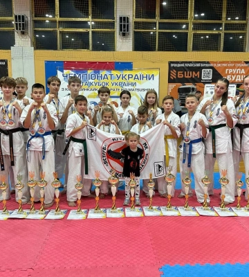 Мукачівські каратисти здобули 17 нагород на Чемпіонаті та Кубку України