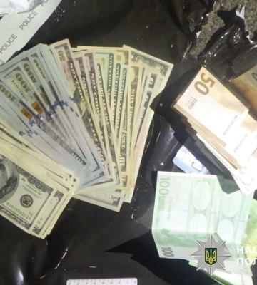 У Подільському районі поліція затримала торговця амфетаміном