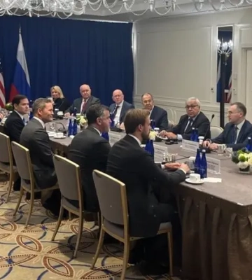 Лавров переконує американців, що Росія дуже сильна 